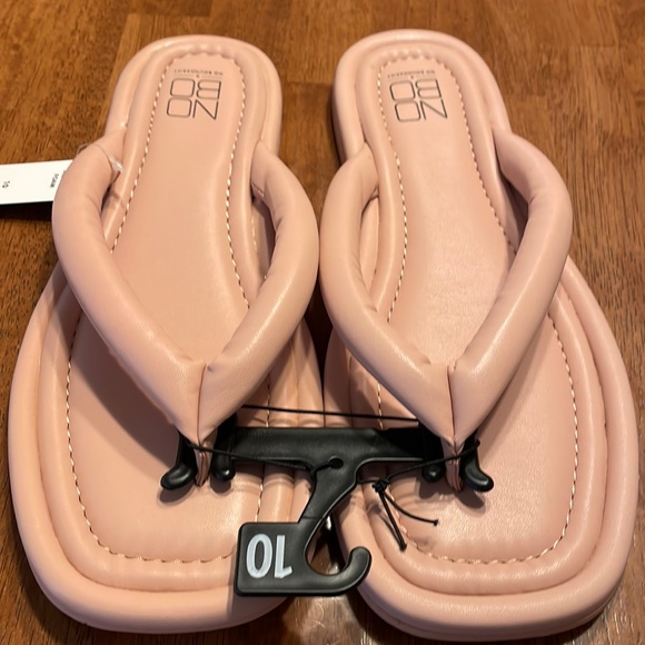 No Boundaries Shoes - 🇺🇸 3 for$13  Must bundle 3 🇺🇸 items for discount.